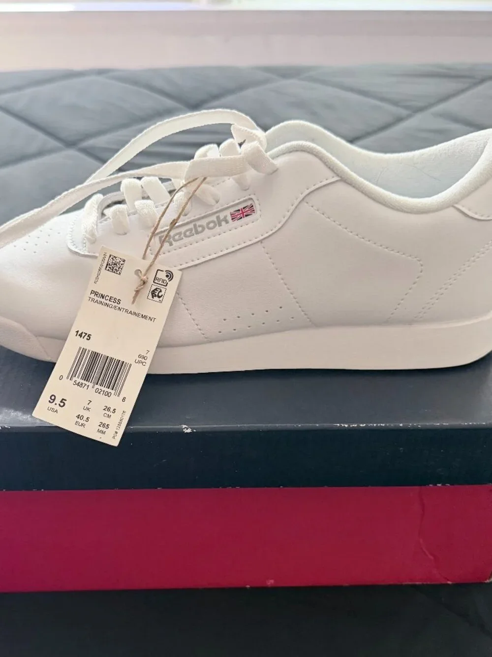 Reebok Princess Classic White Women’s Sneakers w/ Box - Size 9.5